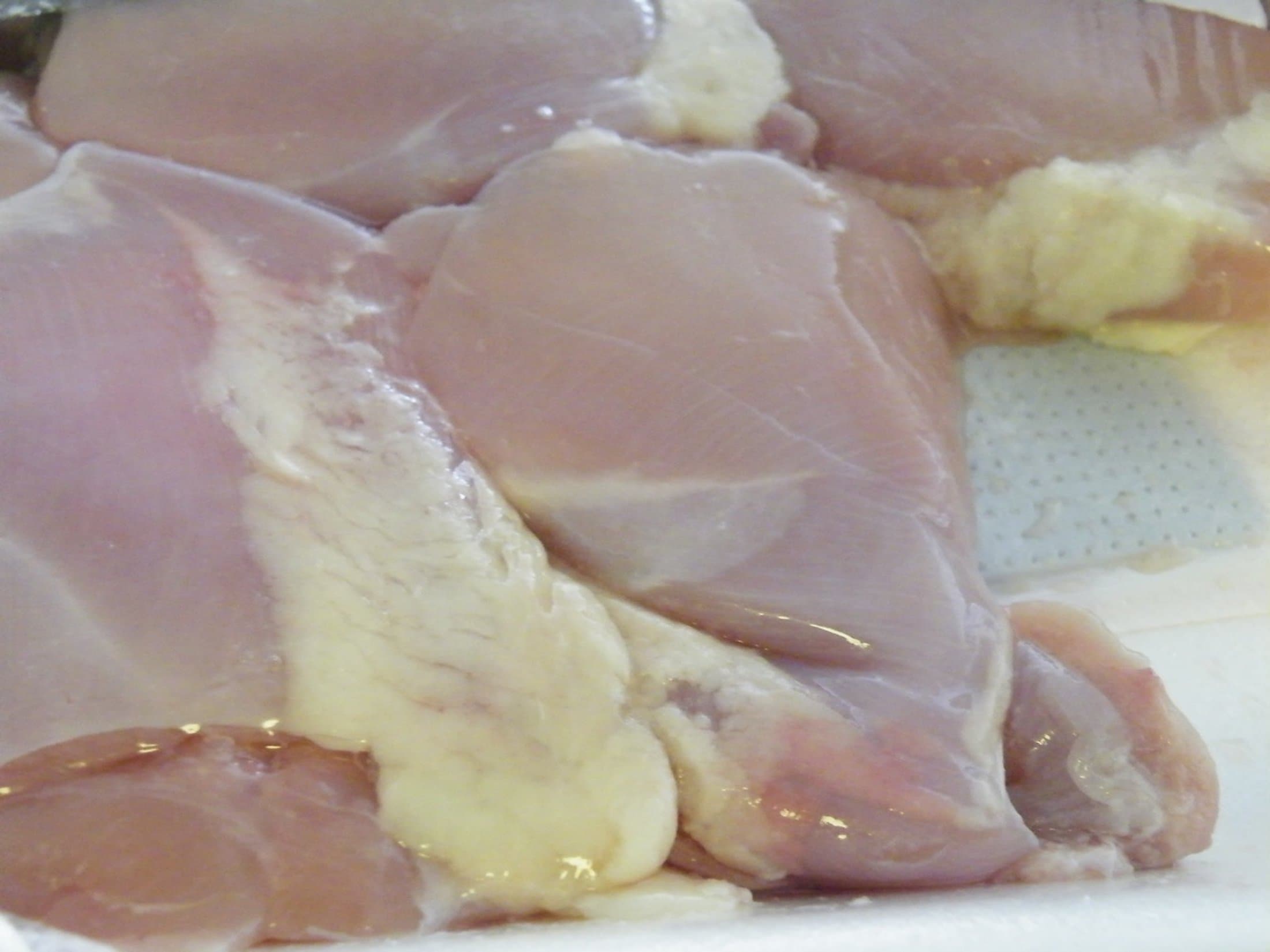 Chicken Thigh Fillet (Hand-Slaughter, Halal, Skin Off)